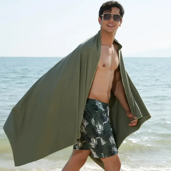 Sand-free Microfiber Towel for Pool Beach Camping
