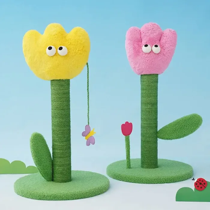 Tulip Cat Scratching Tree